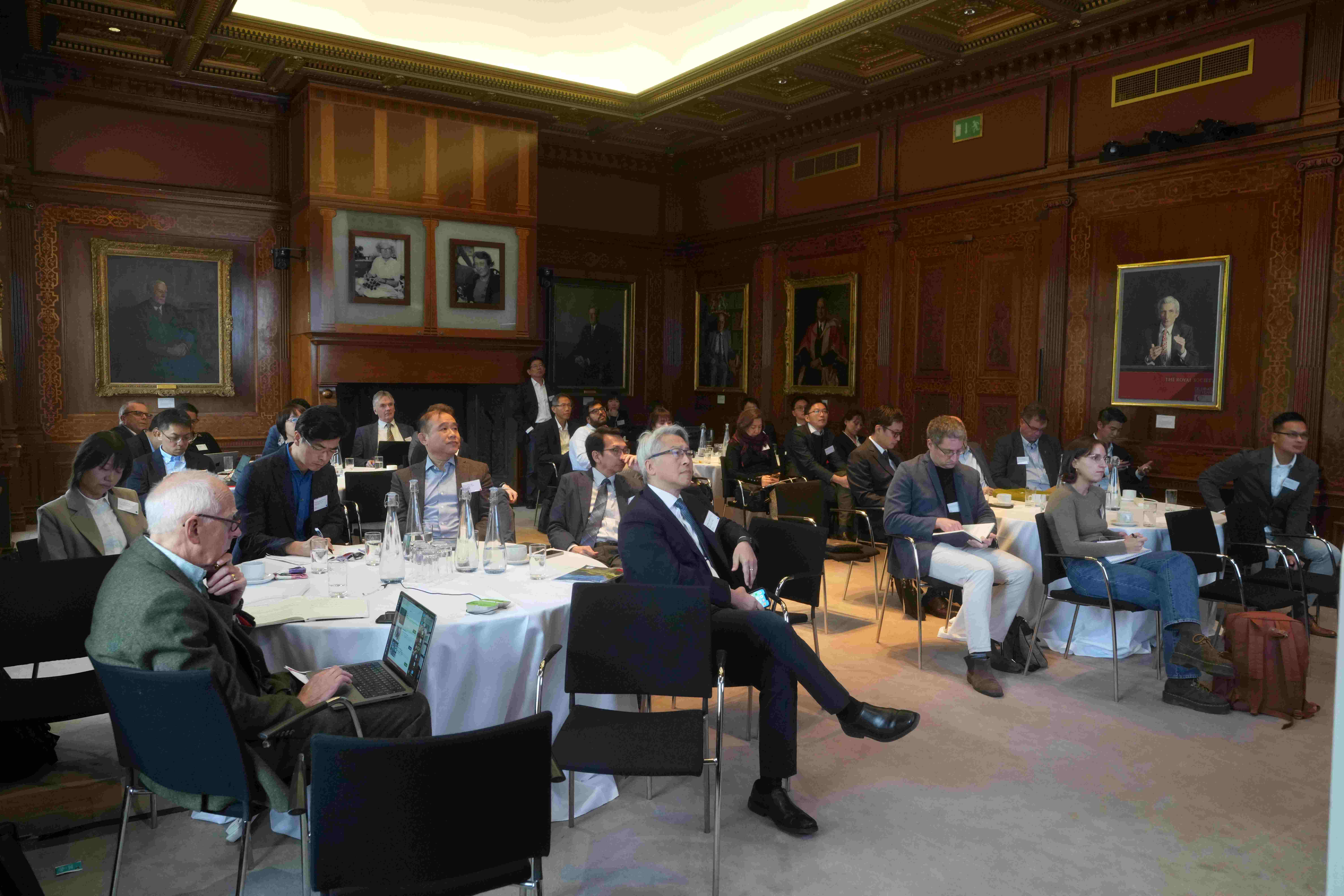 Led by Academia Sinica President James C. Liao, the Taiwanese delegation, together with their UK counterparts, brought together nearly 50 researchers to share cutting-edge findings. Photo credit: Academia Sinica.